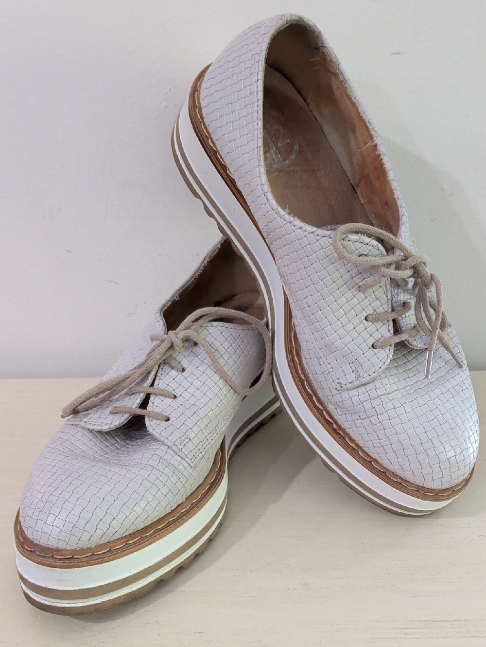 Brown's B2 Grey Leather Lace-Up Platform Oxfords Size EU 35